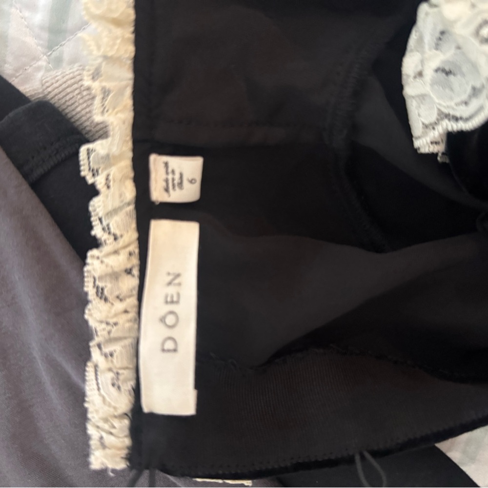Doen Kids Eisley Dress Black Velvet Size 6T - Picture 4 of 4